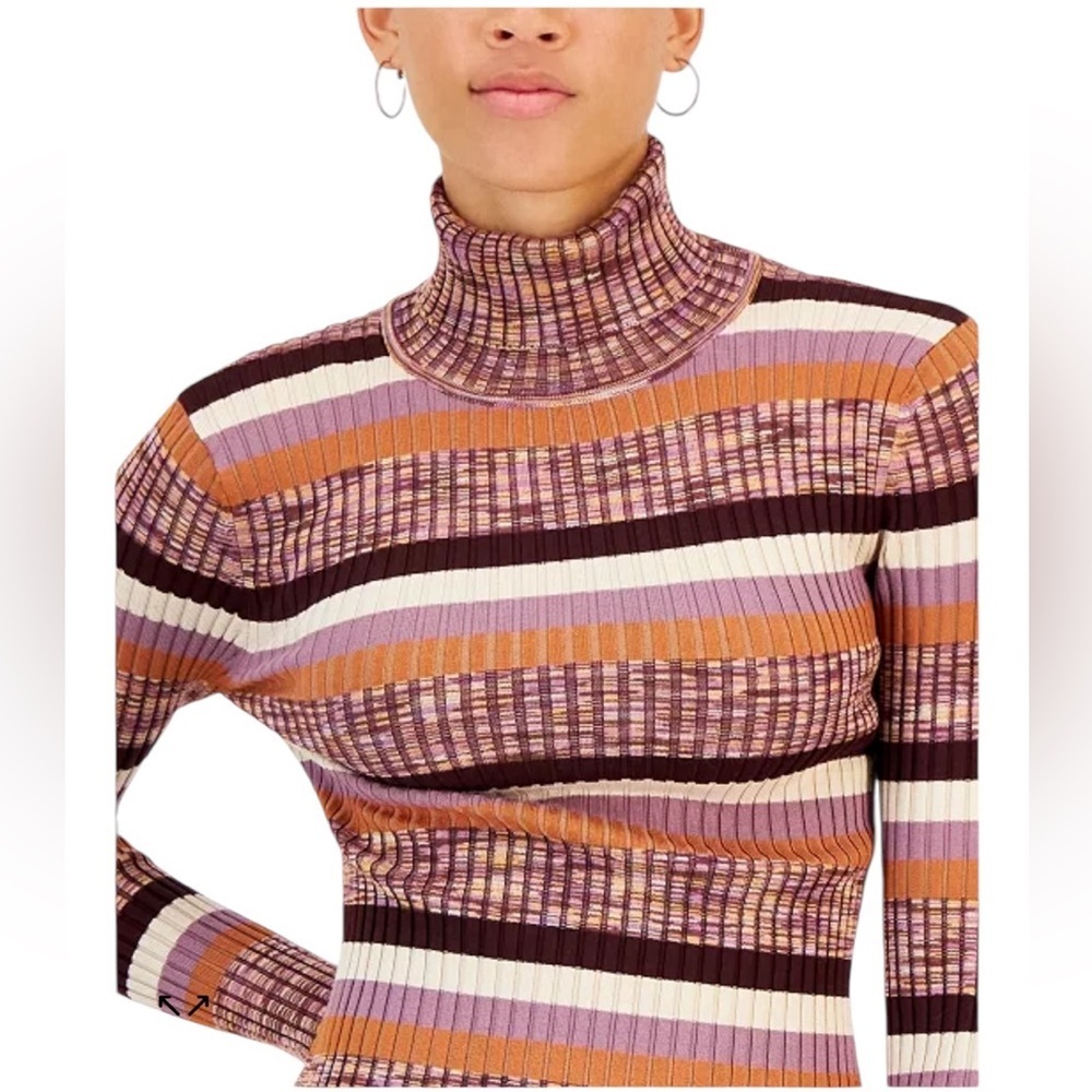 Hooked Up by IOT Striped Ribbed Turtleneck Sweater Large